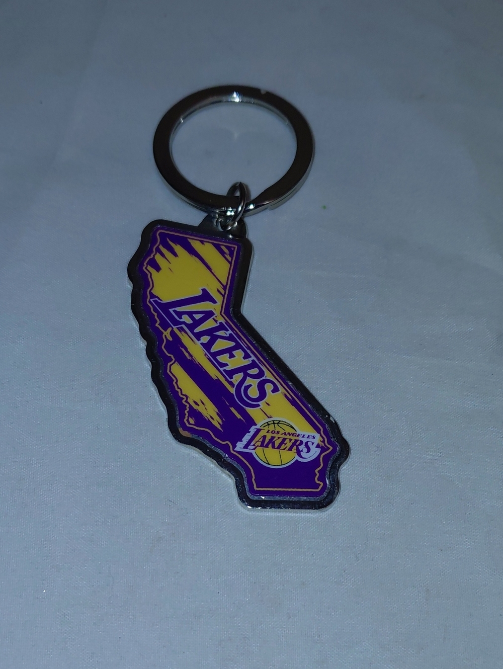Los Angeles Lakers Purple & Gold Keychain - Team Logo Accessory